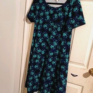 Lularoe Carly (Medium)